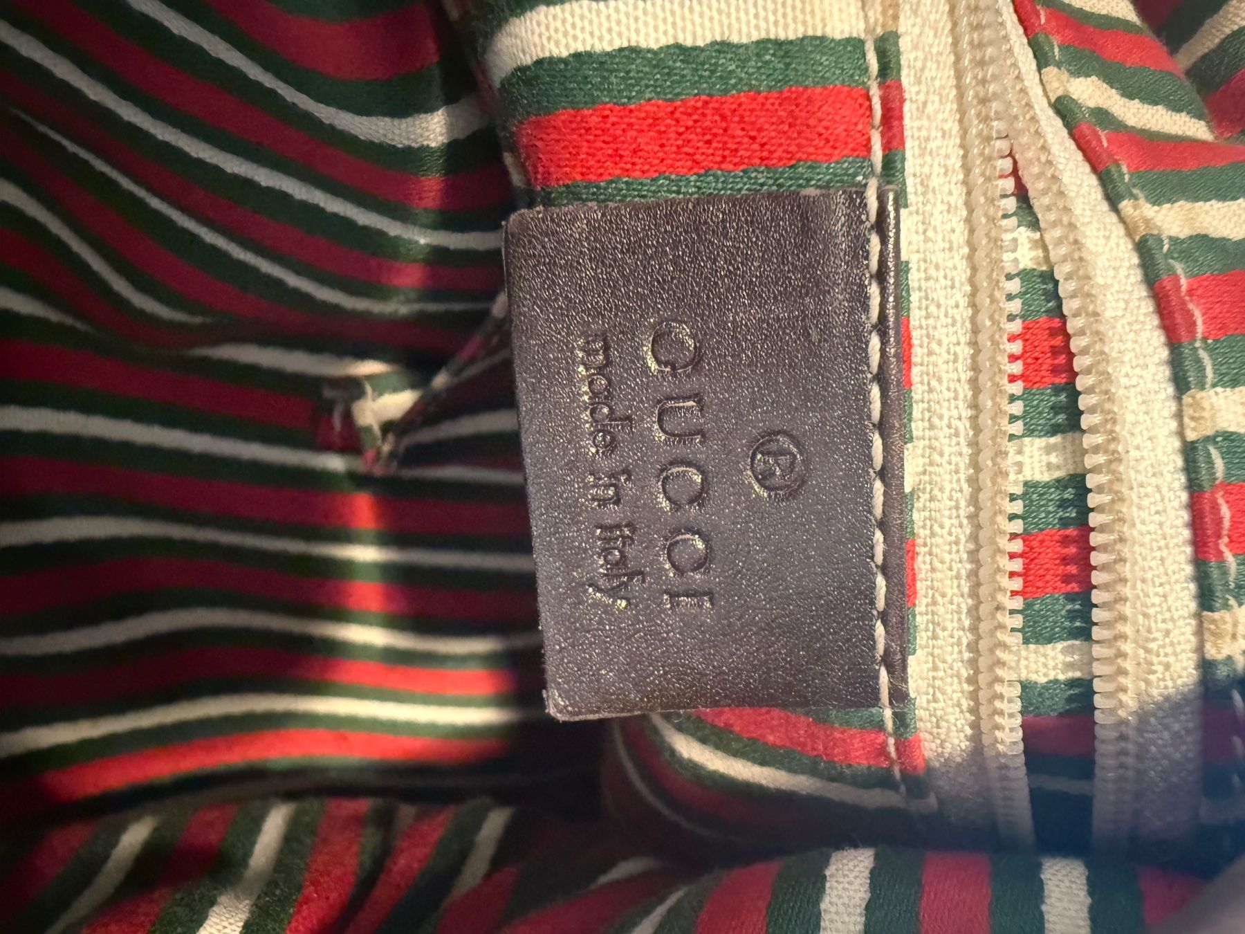 Gucci Taschen für Damen: Gucci GG Canvas Hobo Bag – Gebraucht aus Meilen von Uniquepieces 4
