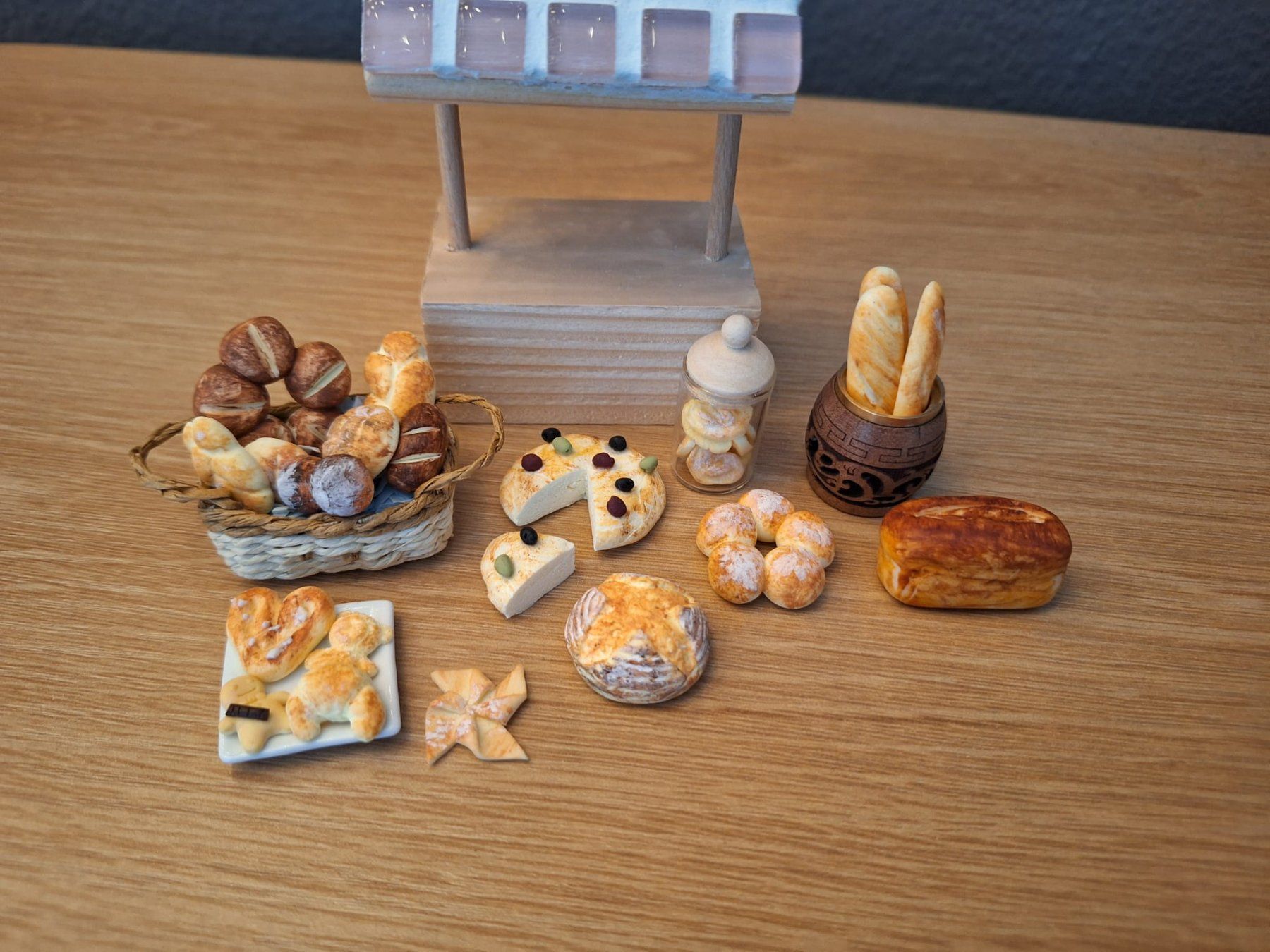 Case e mobili per bambole: Puppenhaus Marktstand – Nuovo (secondo la descrizione) da Zürich venduto da HandmadeTinyFood 8