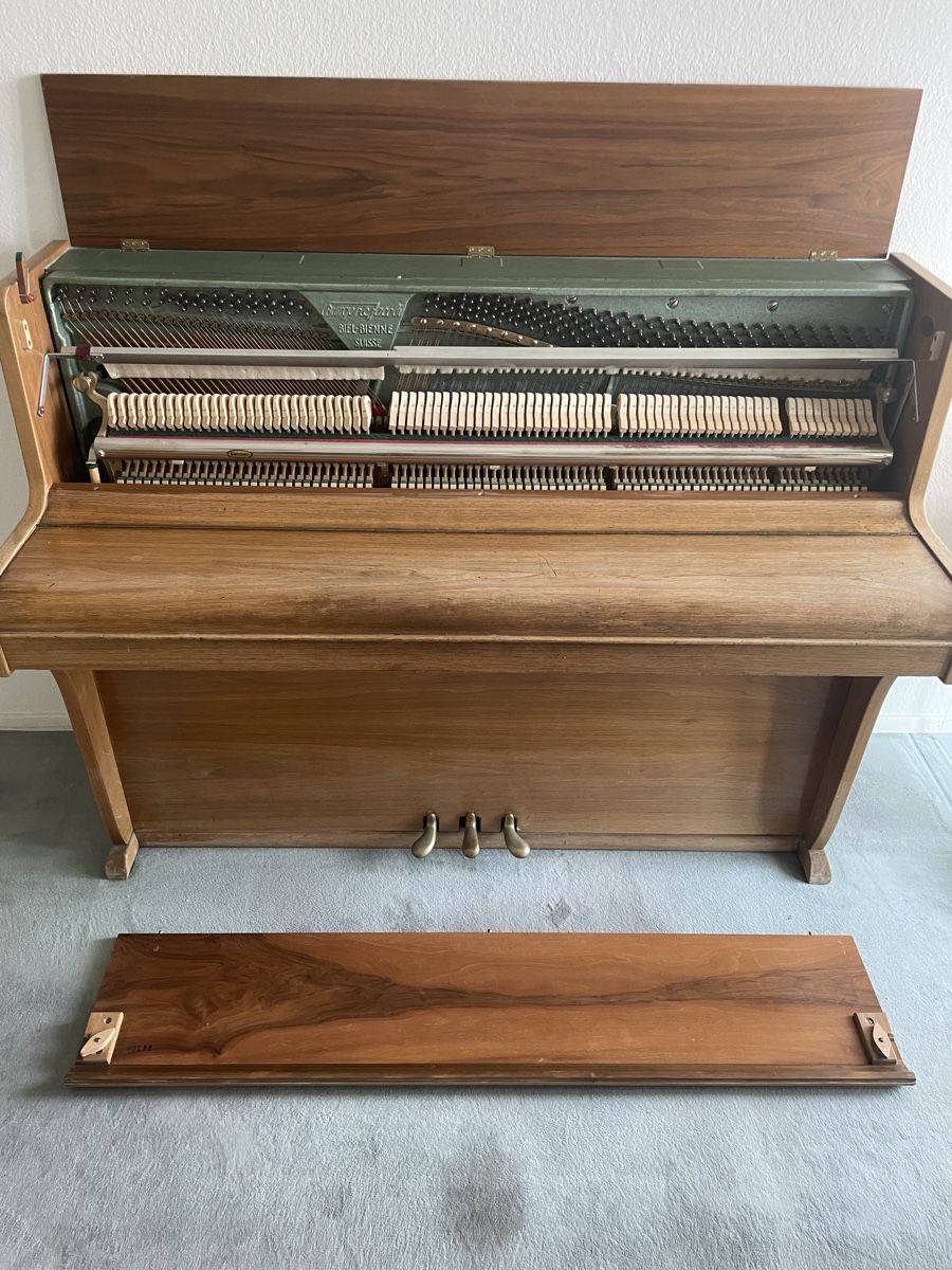 Burger & Jacobi Strumenti musicali: Piano (droit) – Usato da Tannay venduto da Lansing01 1