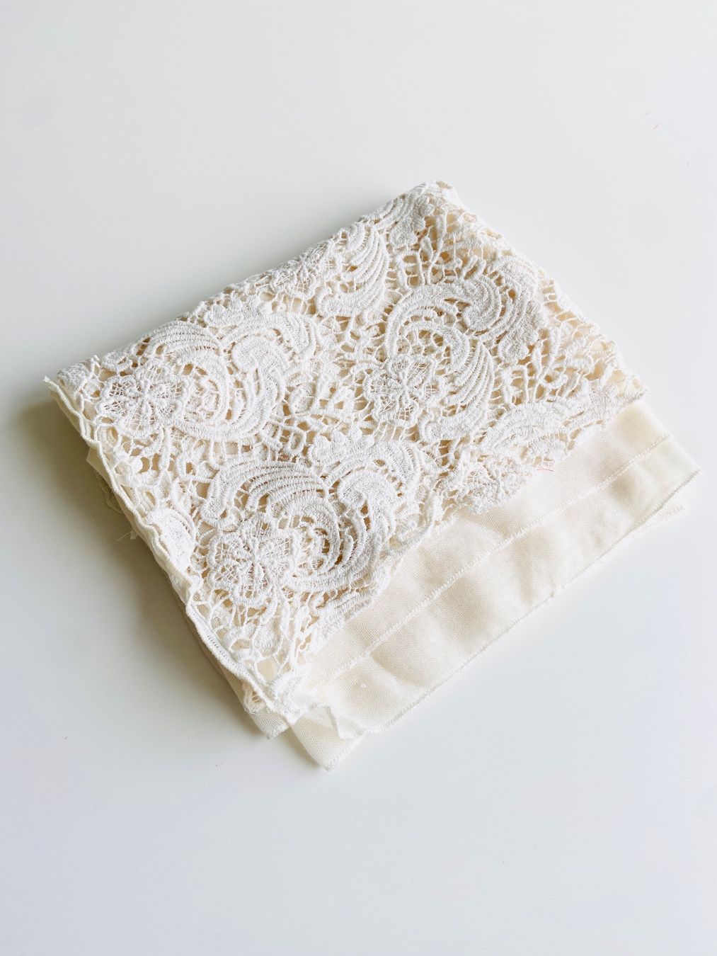 Foulard & Sciarpe: Spitzenschal- 200x42cm – Nuovo e nell'imballaggio originale da Kriens venduto da LittleButton84 2
