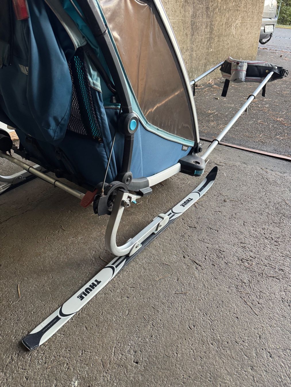 Thule Anhänger: Thule Chariot Cross 2 + skis & accessories – Gebraucht aus Zürich von CircularEco 9