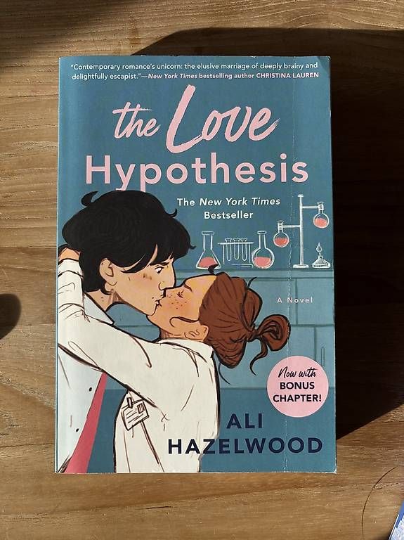 Libri: The Love Hypothesis - Ali Hazelwood – Usato da Biel-Benken BL venduto da frauvomfluss