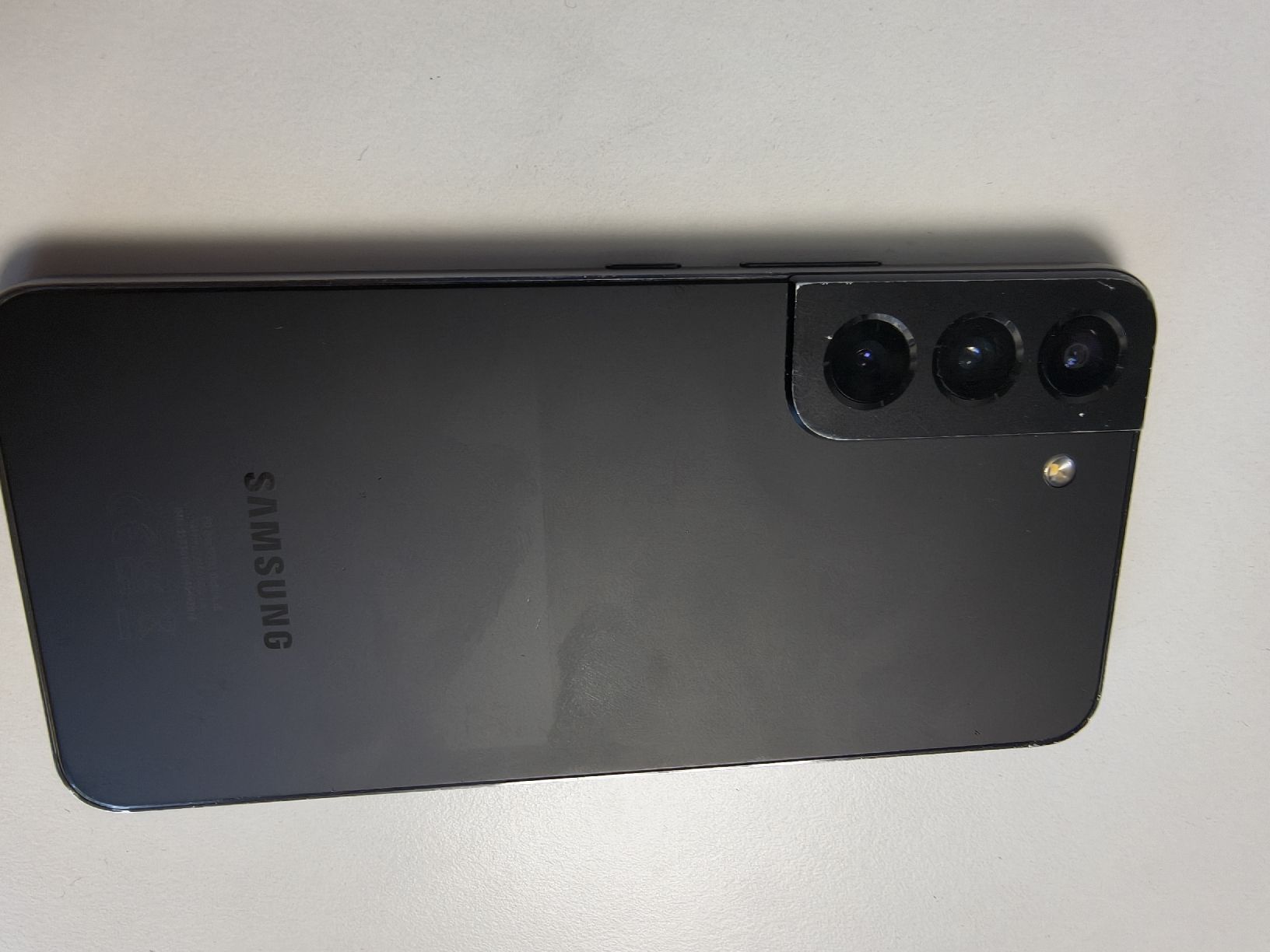 Samsung Portables: Samsung Galaxy S22  – D'occasion à Ittigen par Mr 5