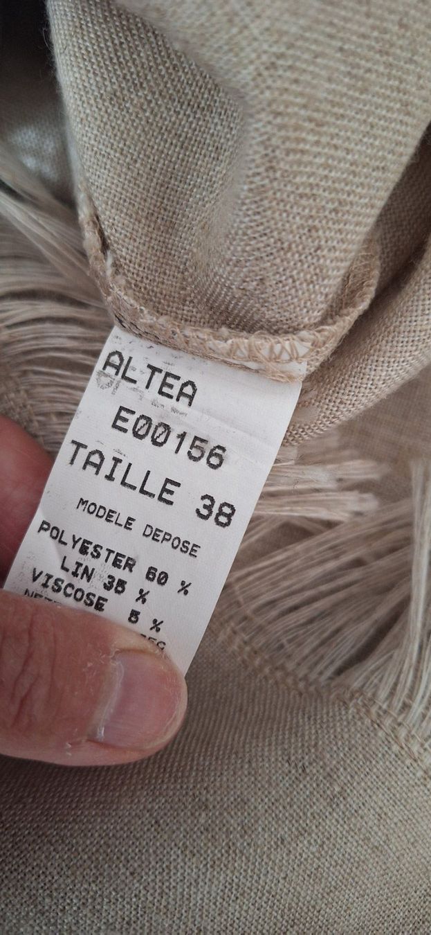 Vestiti: Robe et veste beige 38 – Usato da St-Triphon venduto da Jldr0 4