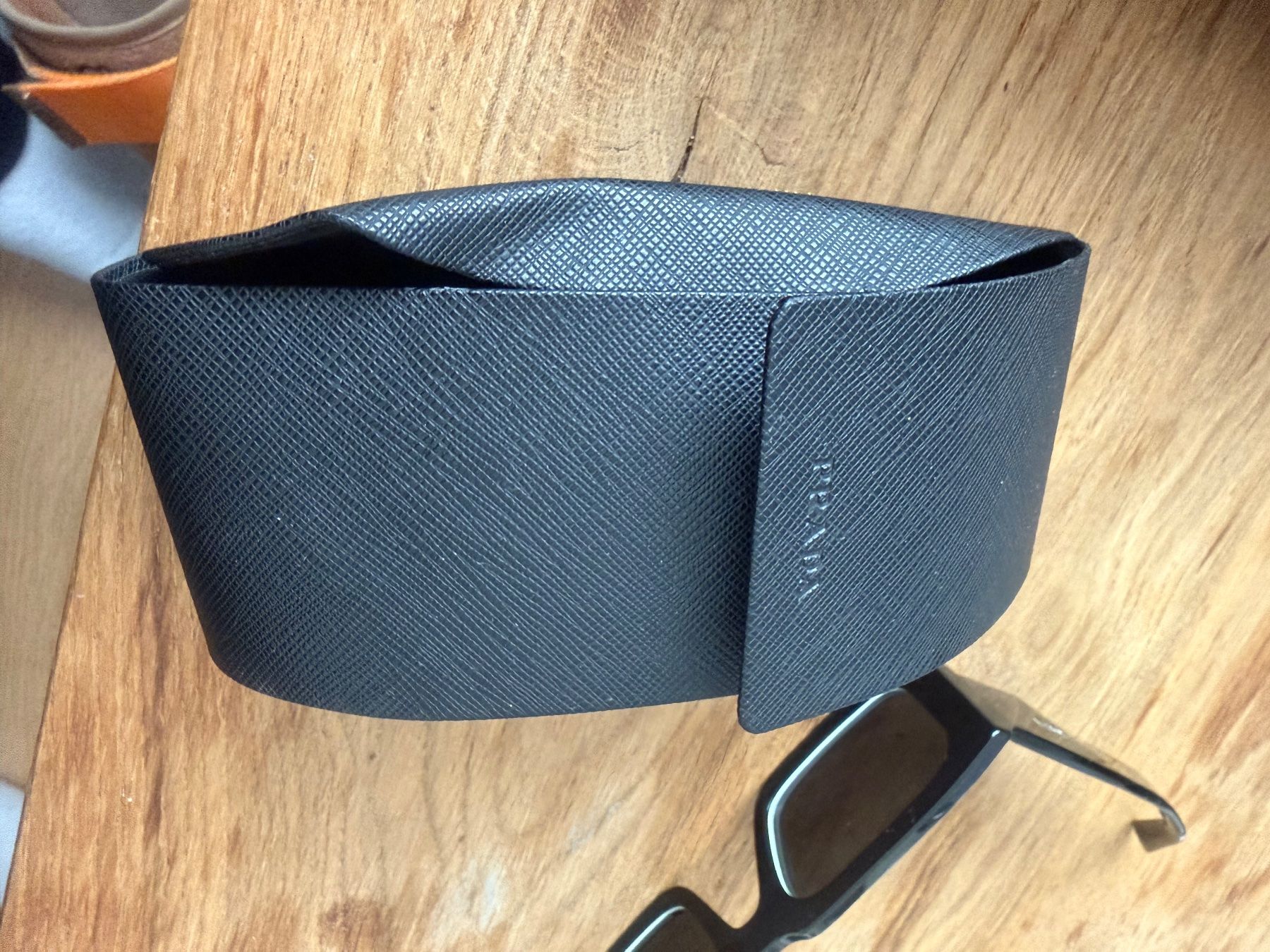 Lunettes & Verres: Prada Sonnenbrille Schwarz – D'occasion à Obfelden par val_2dyf 2