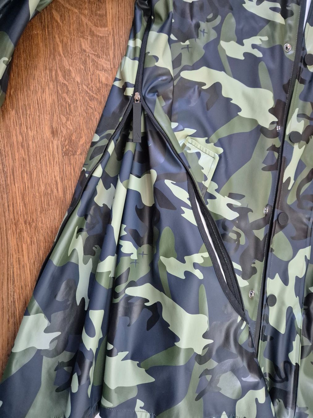 Cappotti: Rain coat fron Maium size S – Usato da Zürich venduto da monadiederich 5