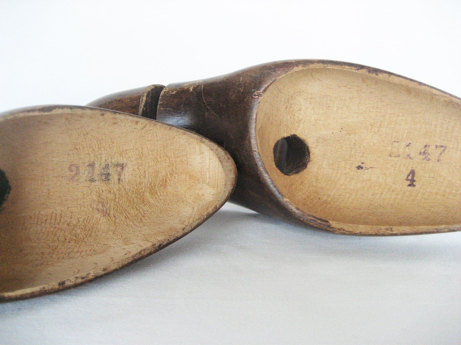 Scarpe da donna: Paar Schuhspanner aus Holz – Usato da Rieden SG venduto da severem13 4