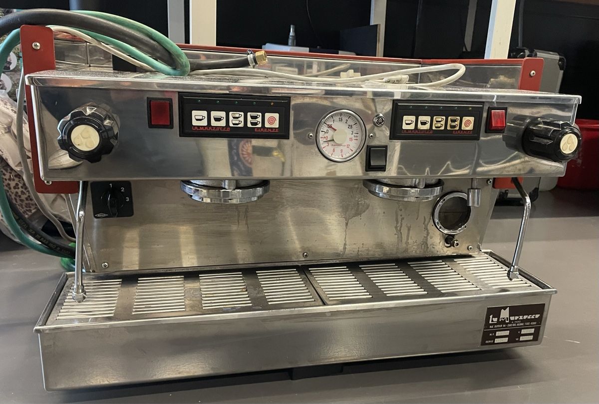 La Marzocco Macchine per caffè & Macchine per espresso: La marzocco linea 2 classic – Usato da Biel/Bienne venduto da Effemme 1