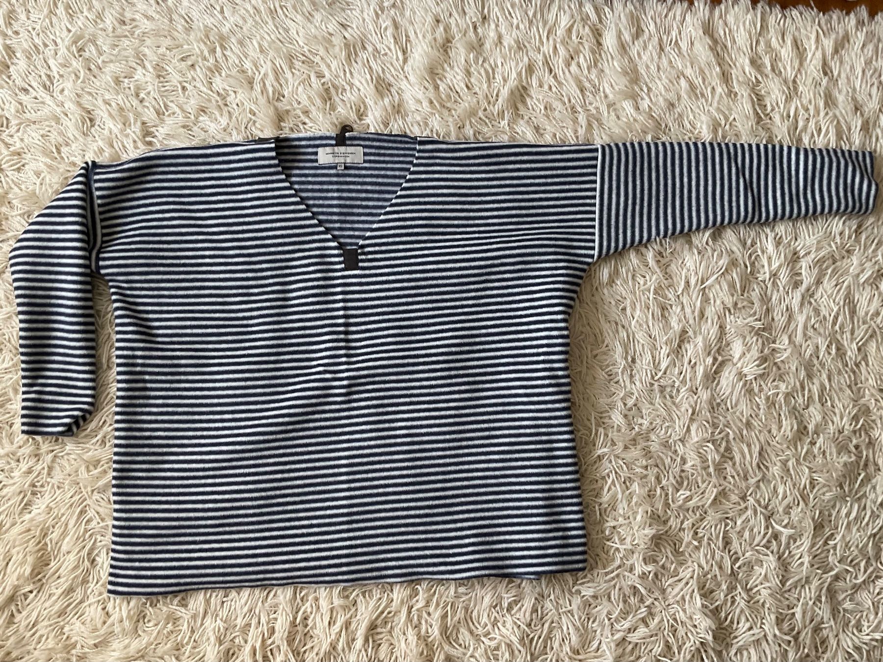 Pullover & Sweatshirts: HENRIETTE STEFFENSEN   Fleecepullover XS  extra breit – Gebraucht aus Weiningen ZH von moon-55