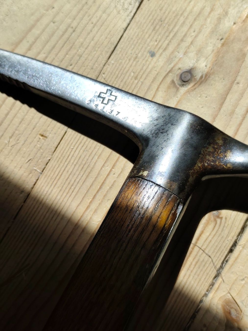Attrezzatura da arrampicata: Eispickel  Ice Axe  Gletscherpickel  R. Eichenberger Armee – Usato da Goldswil b. Interlaken venduto da troedlermarkt-goldsw 4