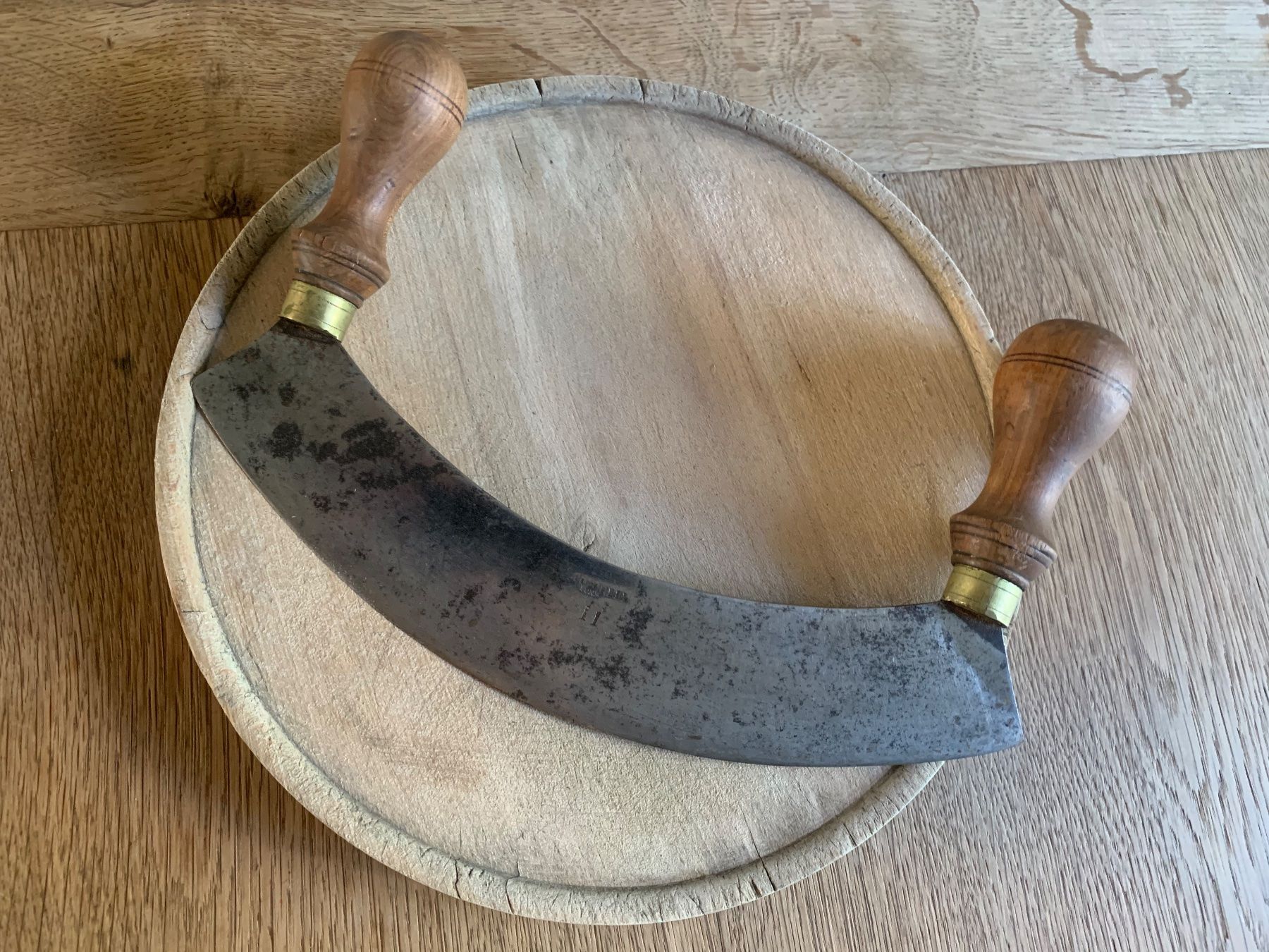 Posate: Wiegemesser und passendes Holzbrett – Usato da Bern venduto da SamuelH02