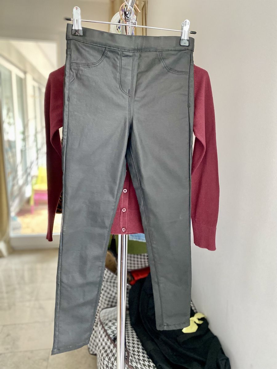 Lotti & Set di vestiti: Mädchen Set 10 Jahre/140 Hose und Strickjacke/Pullover – Usato da Zürich venduto da Annavictoria18 4