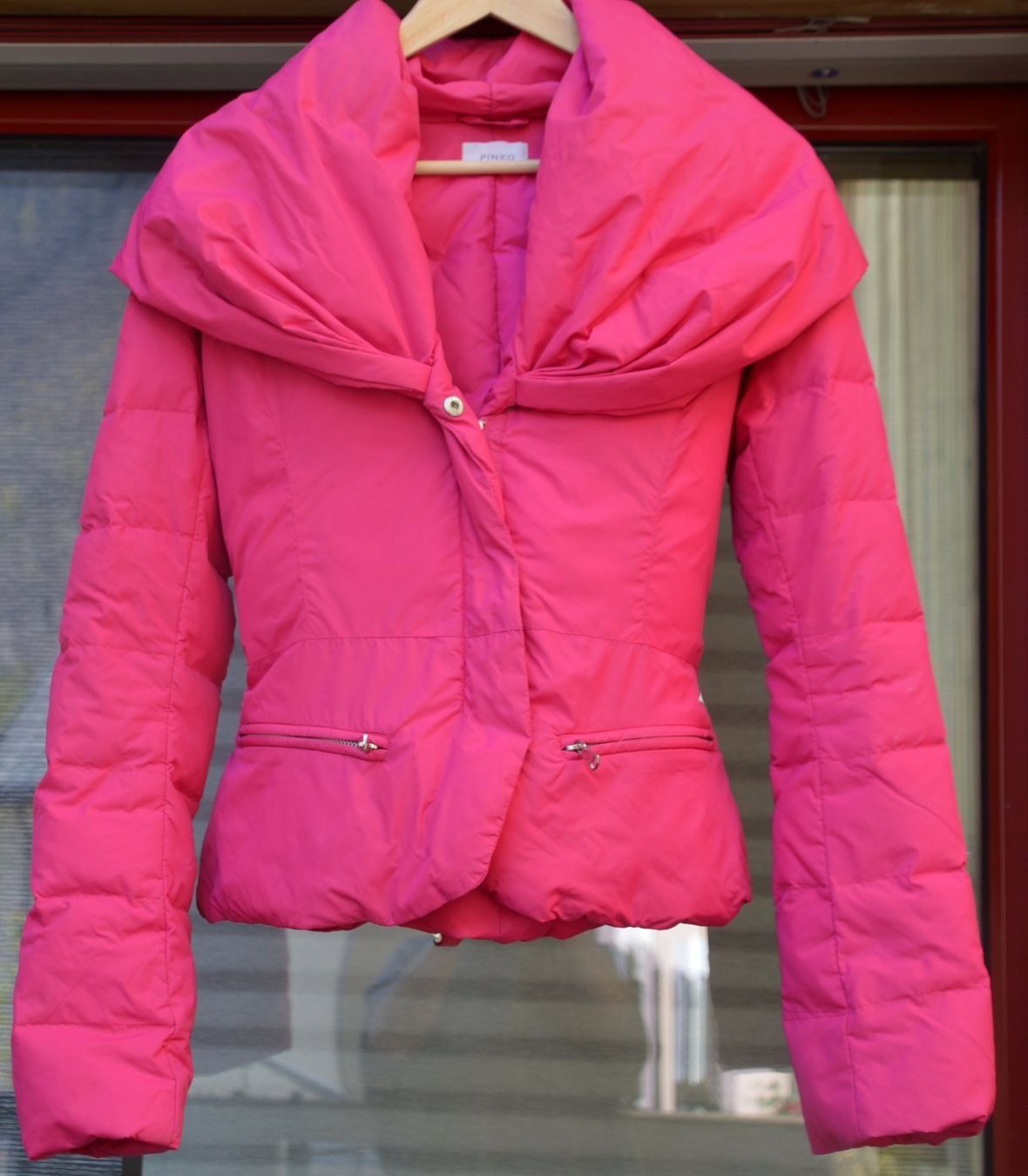 Pinko Jacken: Daunenjacke PINKO doudoune .38 – Gebraucht aus Collonges von arashee 3