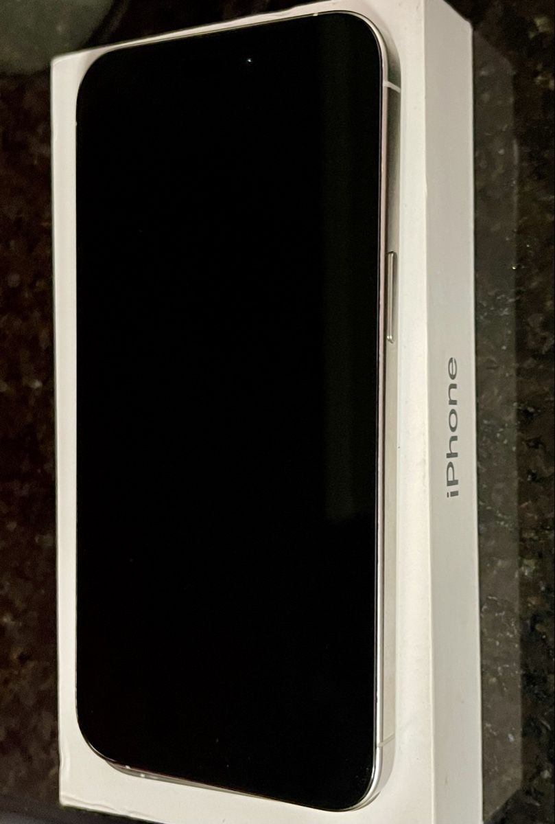 Apple Telefoni cellulari / Smartphones: Apple iPhone 15 Pro max 1TB  – Usato da Nürensdorf venduto da Bello8 1