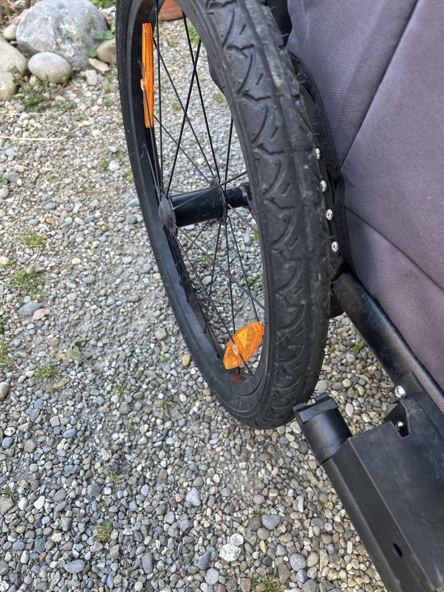 Remorques: Veloanhänger – Défectueux à Zürich par A_Guerrero 3