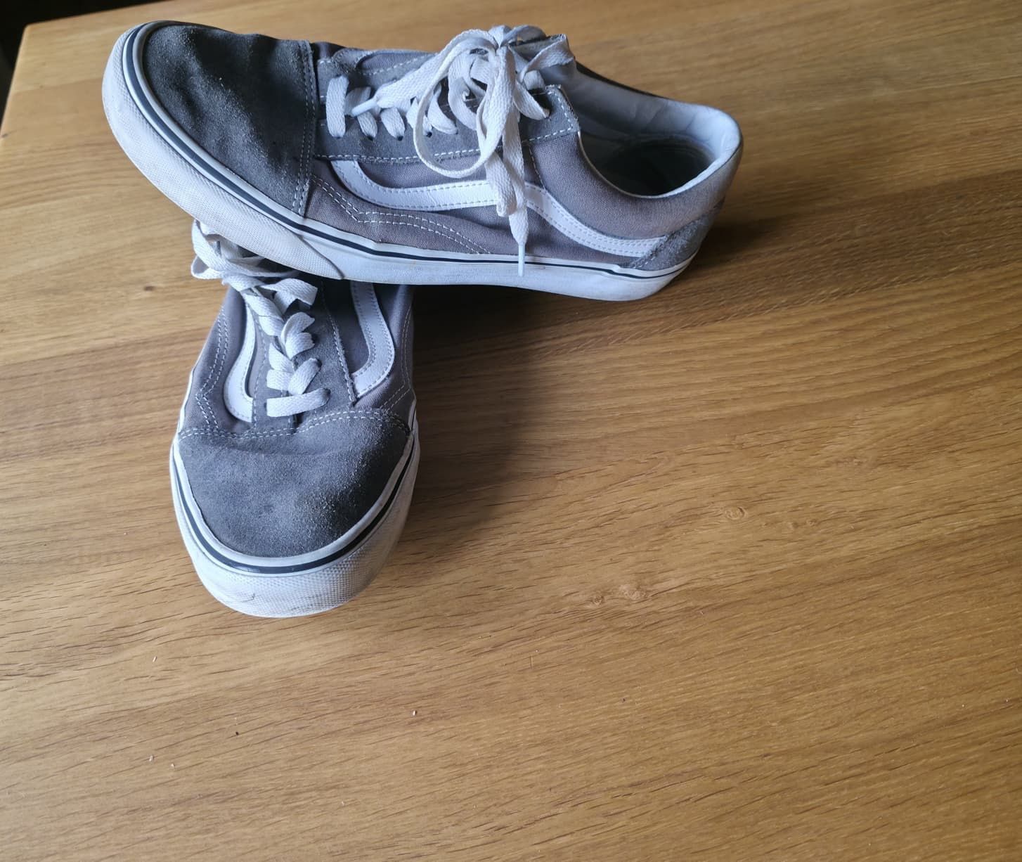 Vans Herrenschuhe: Vans Old Skool Sneaker Grau Grösse 42 – Gebraucht aus Matten b. Interl von lger 4