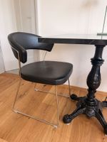 Zwei schöne Leder-Stühle im Retro-Stil