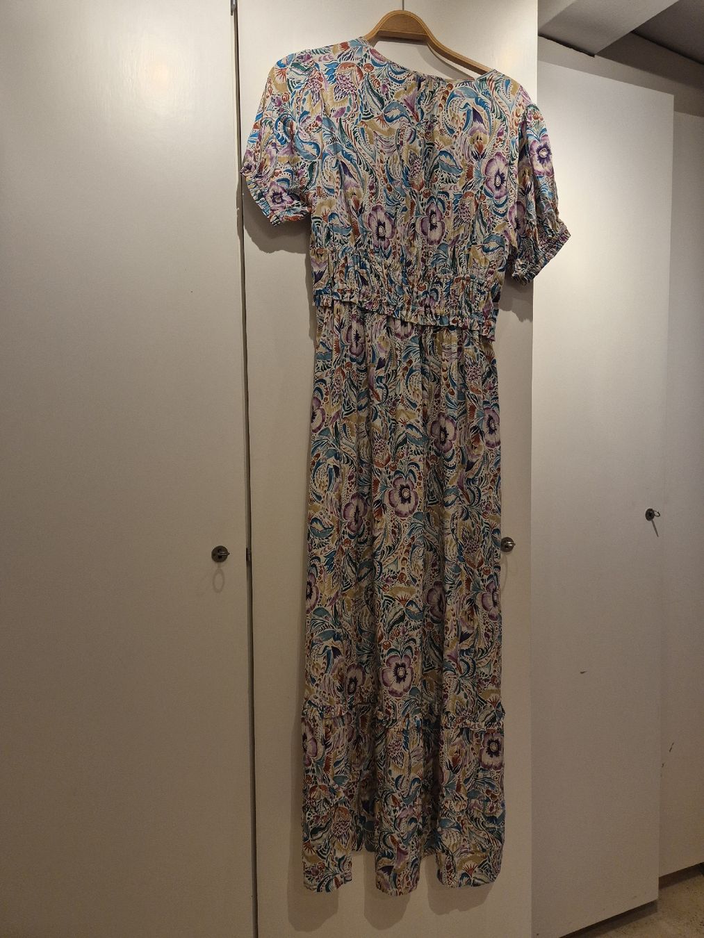 Dea Kudibal Vestiti: Dea Kudibal Maxikleid Gr. L mit Blumenmuster, Neu! – Nuovo e nell'imballaggio originale da Herrliberg venduto da SELENONAUTKA 1