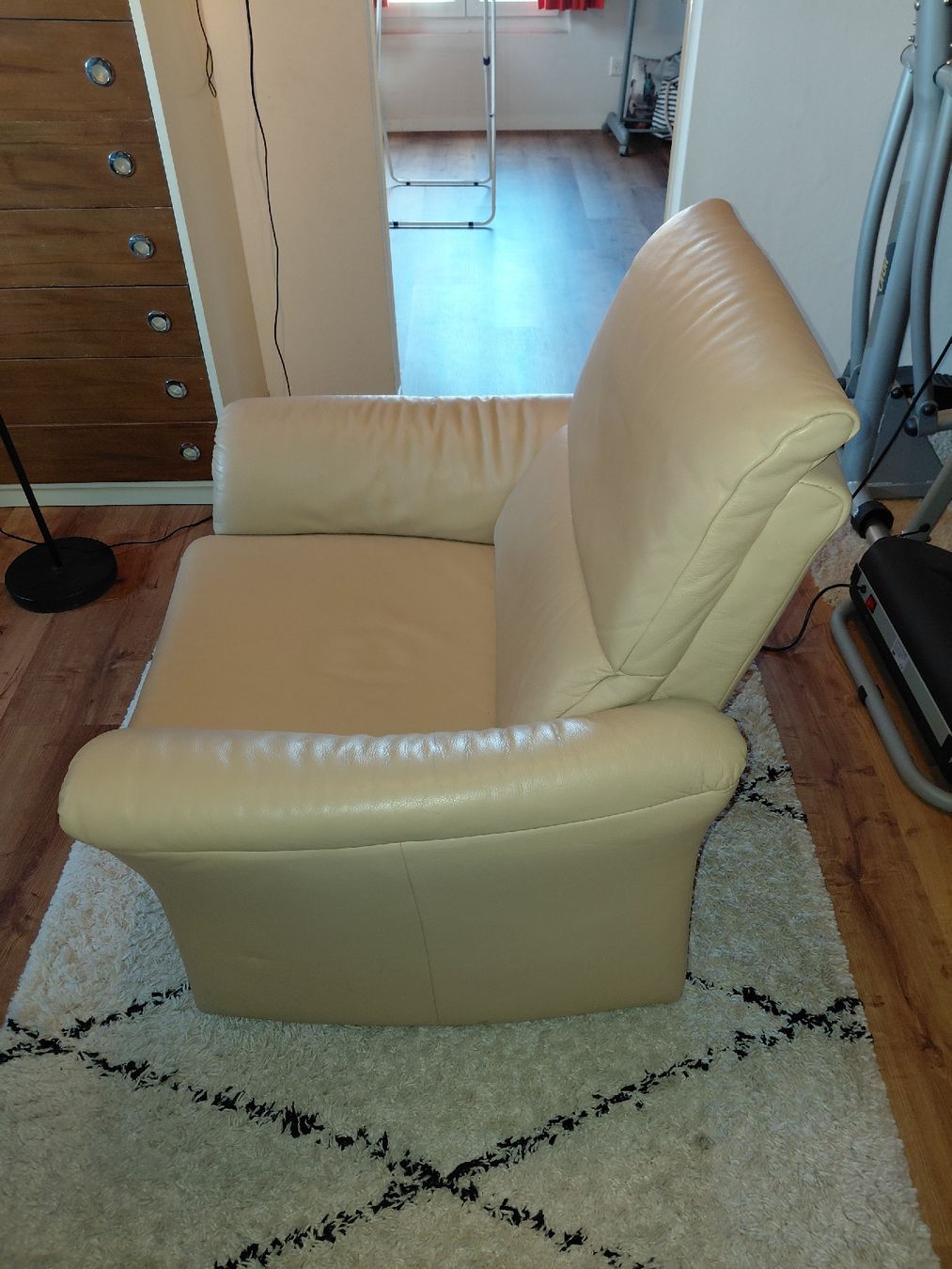 Sessel: Sessel/Fauteuil/Kunstledersessel – Gebraucht aus Winterberg ZH von baduu 3