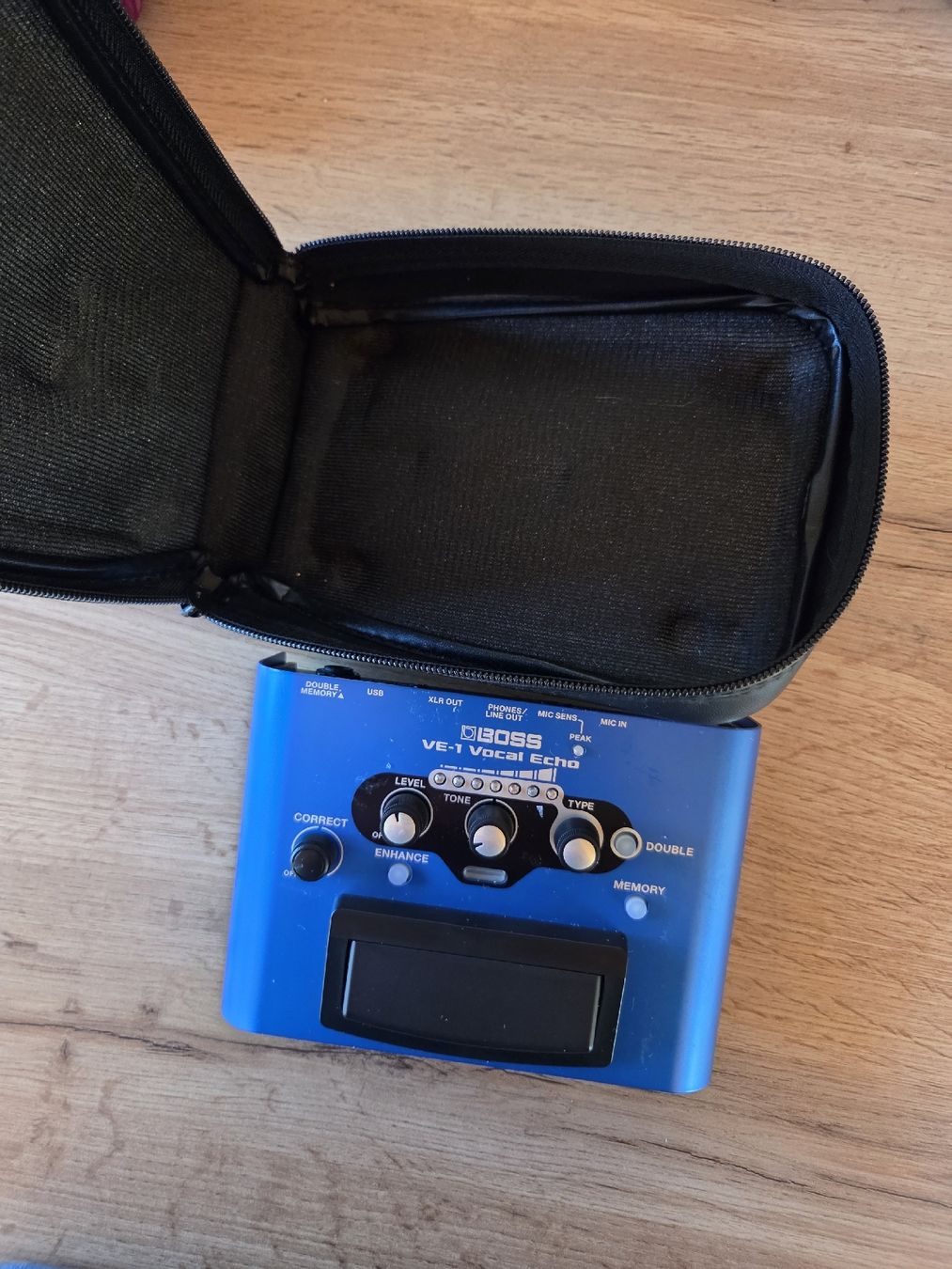 Boss Instruments de musique: BOSS VE-1 Vocal Echo Pedal – D'occasion à Dallenwil par Lea567 1
