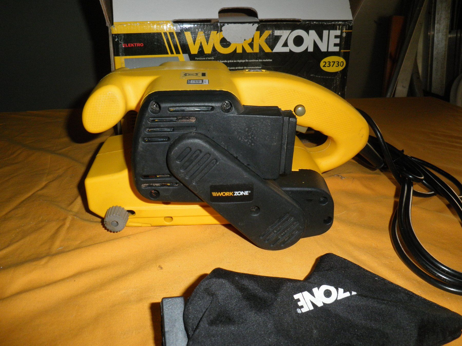 Smerigliatrici & Lucidatrici: Bandschleifer, Workzone. Neu. OVP – Nuovo (secondo la descrizione) da Cadenazzo venduto da Mikeshop 3