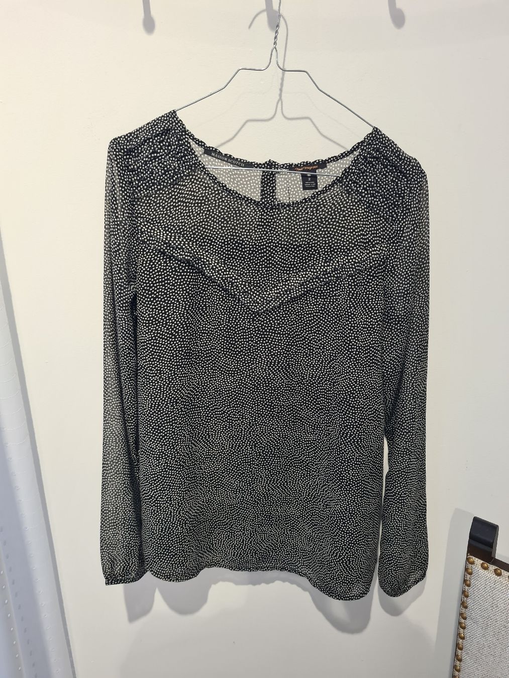 Maison Scotch Camicette: Damen Bluse Maison Scotch Punkte Schwarz Grösse 2  – Usato da Adligenswil venduto da FriedasWelt