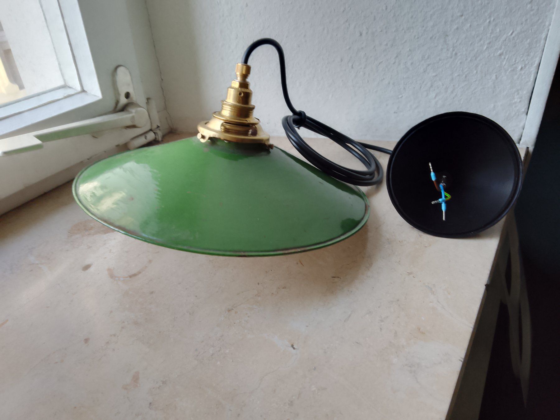 Lampadari & plafoniere: Vintage Industrielampe Deckenlampe Emaille Plafonnier Vert – Usato da St. Gallen venduto da EastLakeConcept