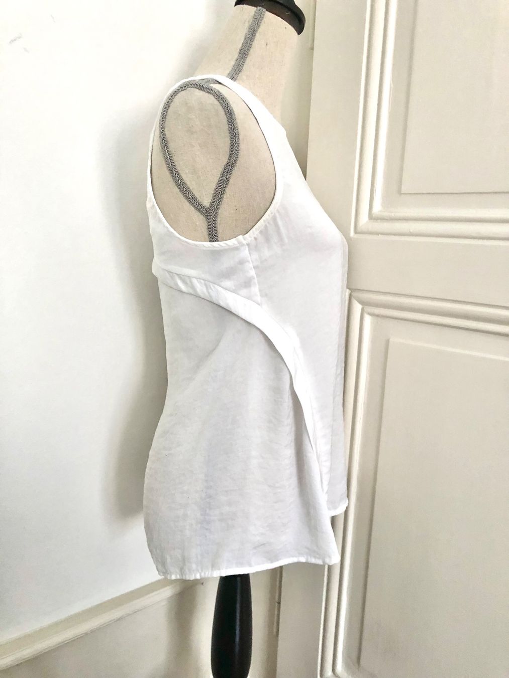 Top: Top asymétrique, Pull and Bear, S – Usato da Carouge GE venduto da Emilynette 1