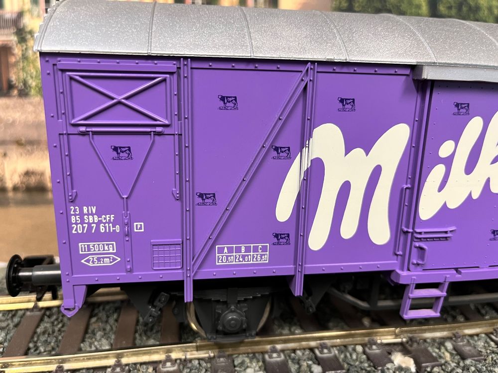 Märklin Spur 1 gedeckter Güterwagen 5828 Milka | Kaufen auf Ricardo