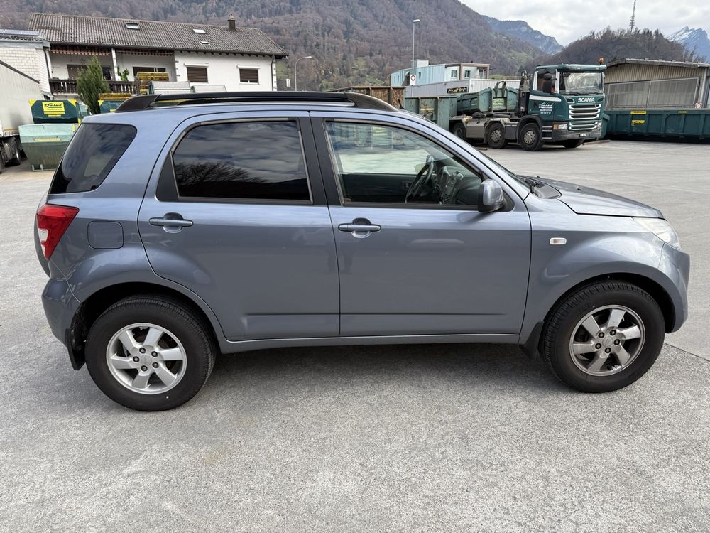 Elegantes Daihatsu Terios 4x4 Bildnull