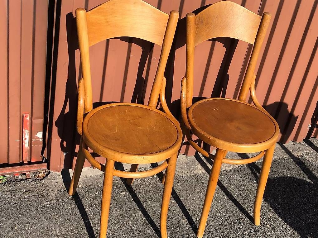 Chaises: Chaises de bistrot – D'occasion à Icogne par GabyMayor 1