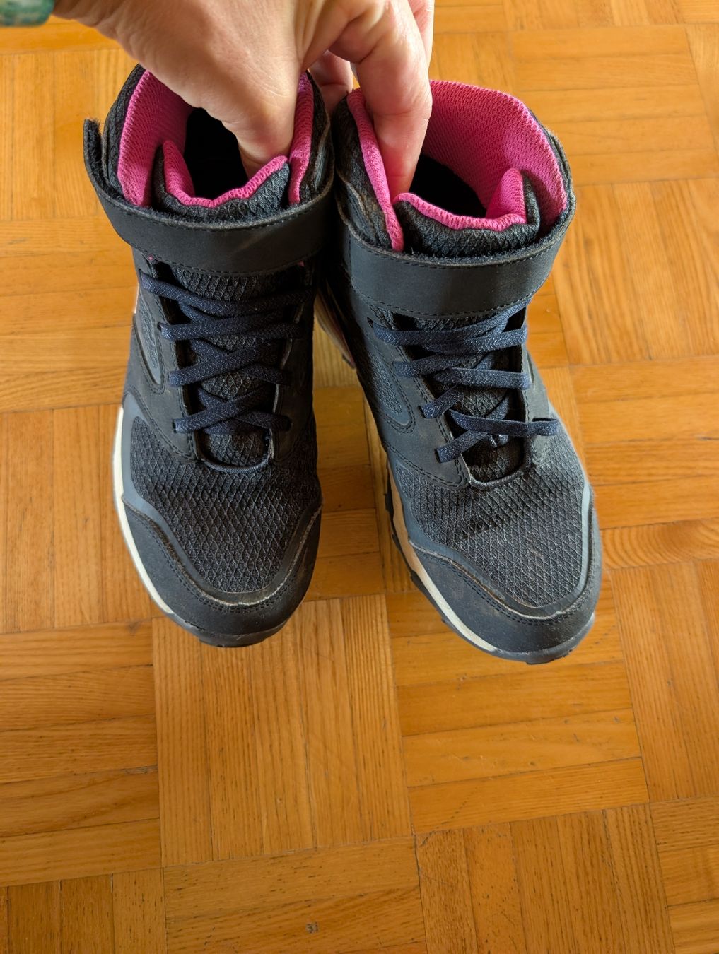 Jack Wolfskin Schuhe für Mädchen: Jack Wolfskin Wanderschuhe  – Gebraucht aus Bonaduz von ChristinaCh 1