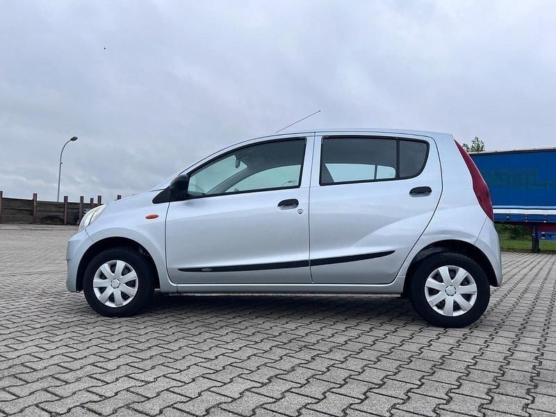Daihatsu Automobili: Daihatsu Cuore 2009 – Usato da Balgach venduto da D0995