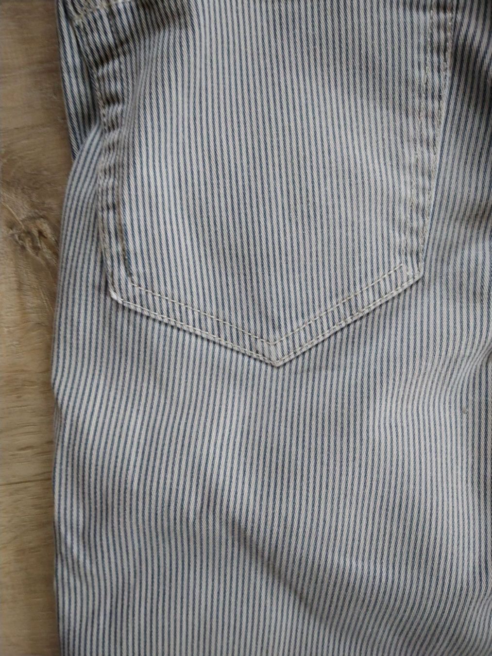 H&M Jeans: Jeans 3/4 Grösse 36 – Usato da Richterswil venduto da C011 2