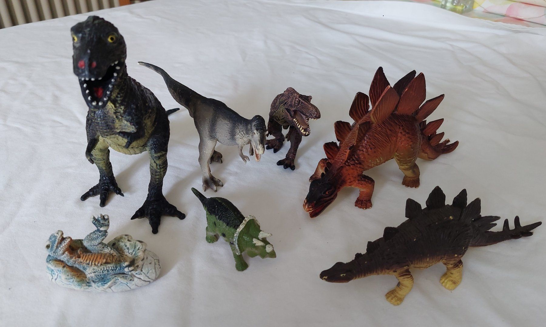 Spielzeuge: 7 tolle Dinosaurier – Gebraucht aus Uitikon Waldegg von Smeragol 2