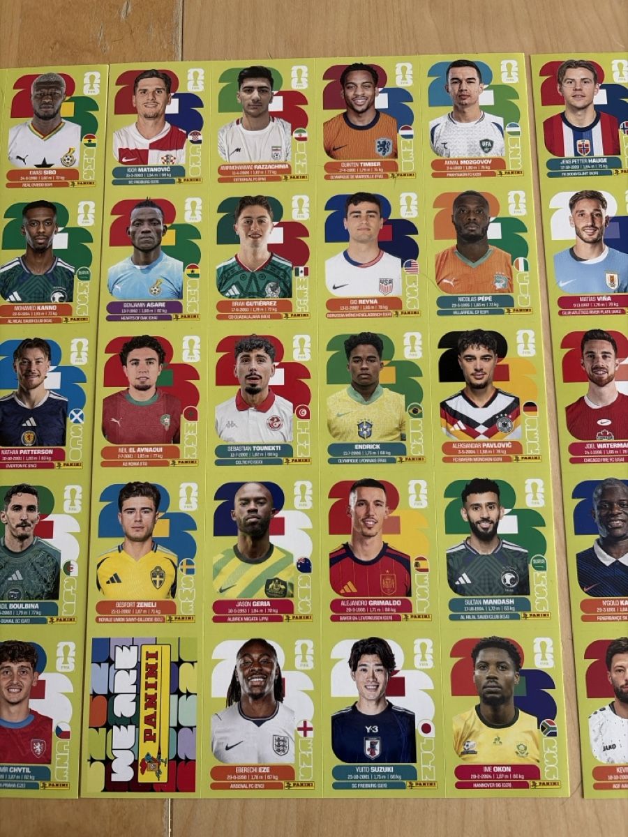 Panini Sammelbilder & Trading cards: Panini WM 2022 Sticker Kollektion Einzelkarten Exstrasticker – Neu (gemäss Beschreibung) aus St. Gallen von tiz_8pqz 2