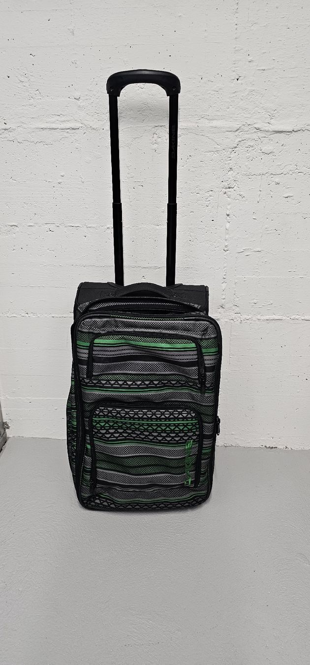 Dakine Reisekoffer: Dakine Rollkoffer neuwertig 49Liter – Neu (gemäss Beschreibung) aus Zürich von Daniela51