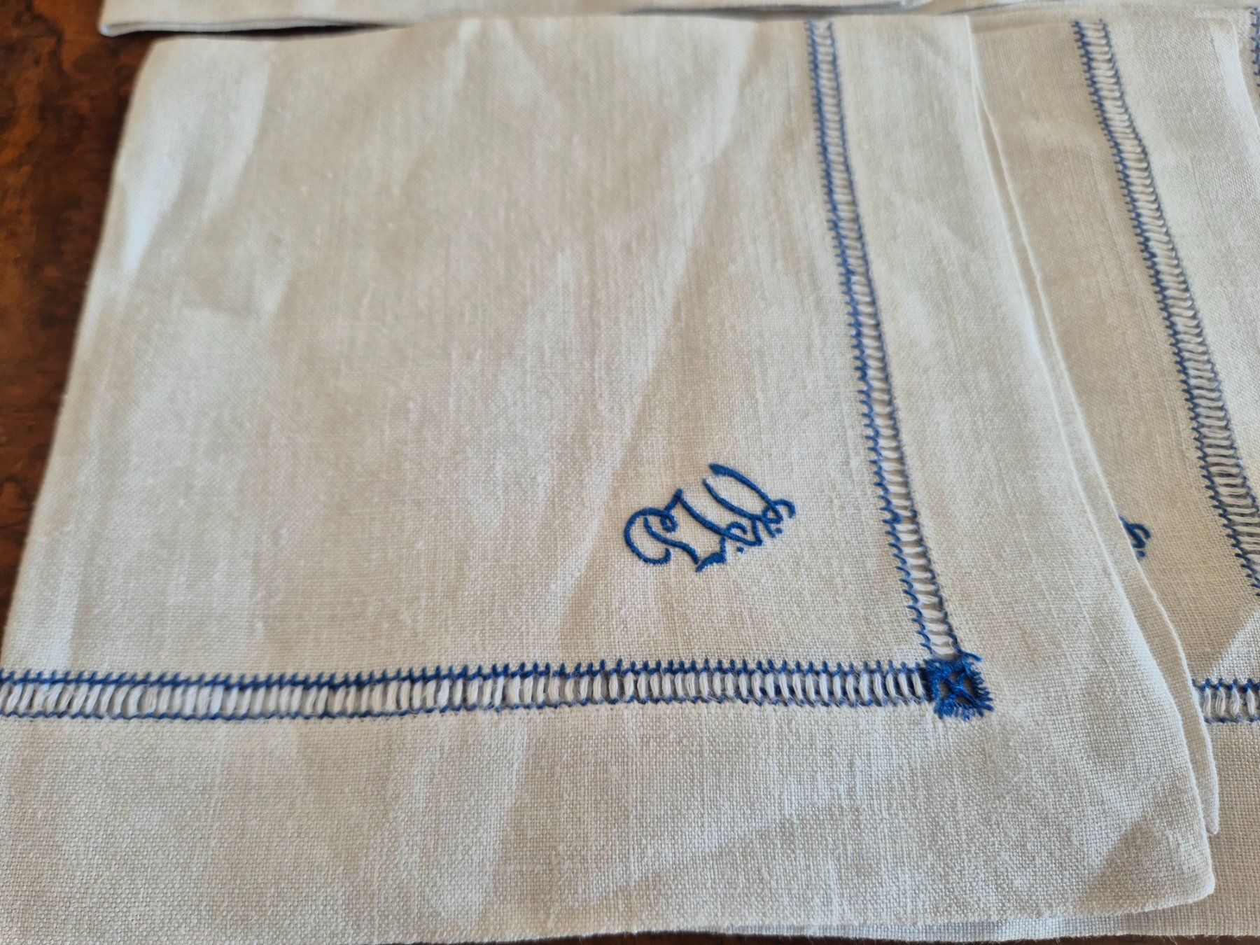 Bettwäsche: Leinen Servietten mit Monogramm 10 Stk. – Gebraucht aus Bern von aronari 1