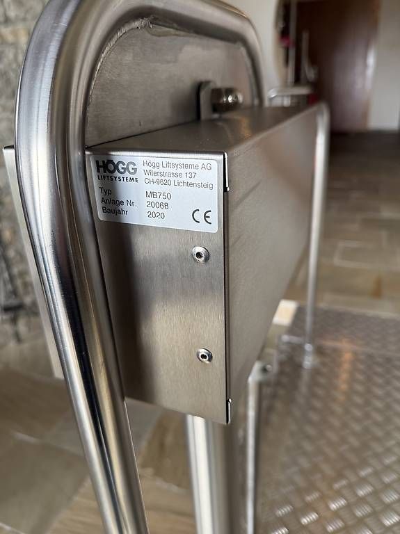 Piattaforme elevatrici & Crick: Rollstuhllift/Hebebühne – Usato da Illnau venduto da mei_8cyp 4