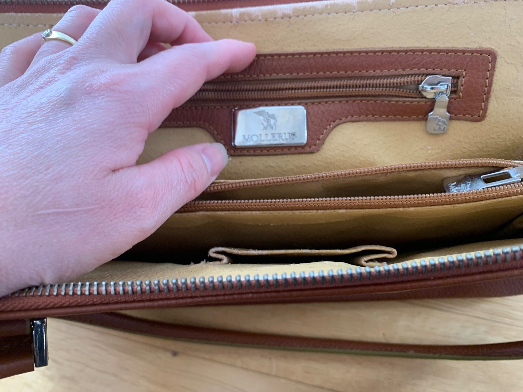 Borse da donna: Tasche von Maison Mollerus – Usato da Flawil venduto da luckystar8 6