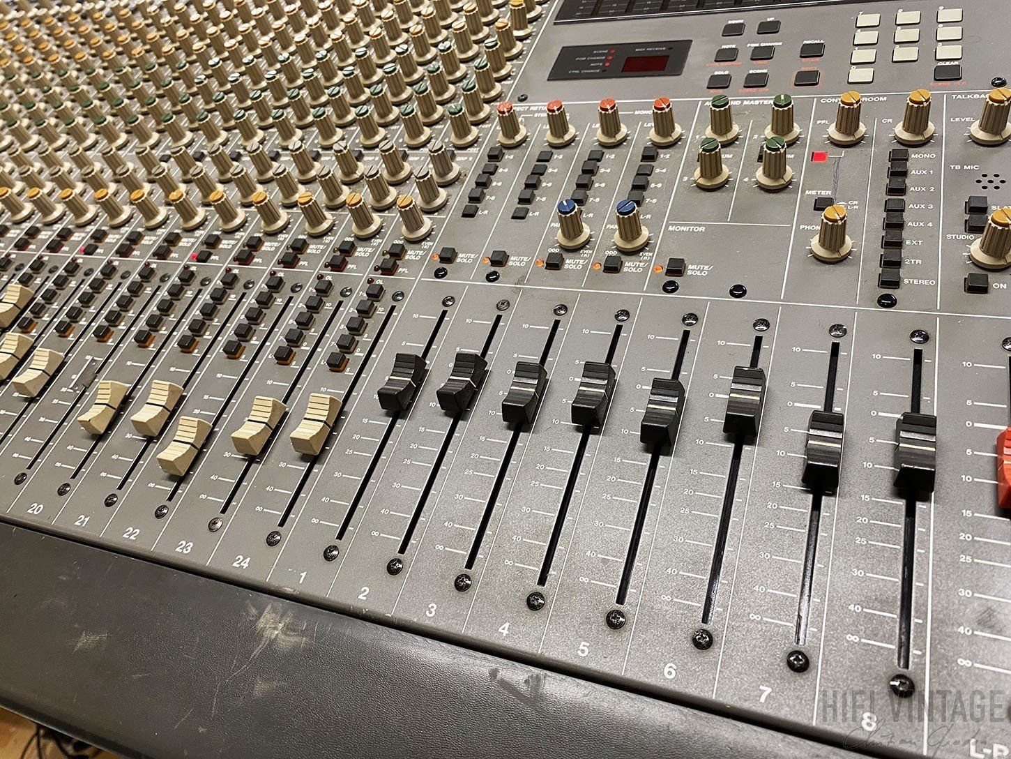 Tascam Console di mixaggio: Tascam M2524 – Usato da Chur venduto da Genomania 2