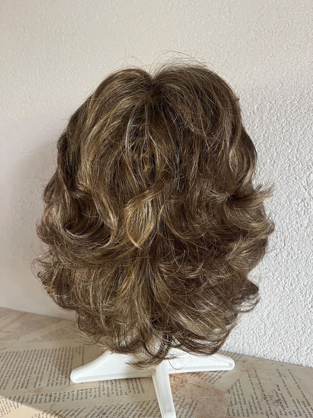 Parrucche: Hochwertige dunkelblonde Perücke NP 485.- – Nuovo (secondo la descrizione) da Frauenfeld venduto da Andadaa 1