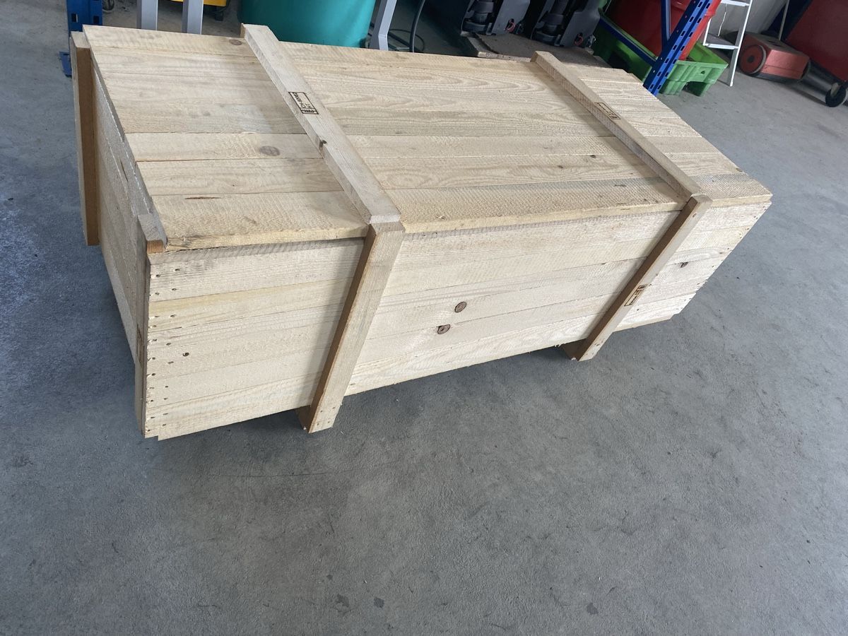 Caisses de transport: Verpackungskiste – Neuf (Voir description) à Ermenswil par Zuli888 1