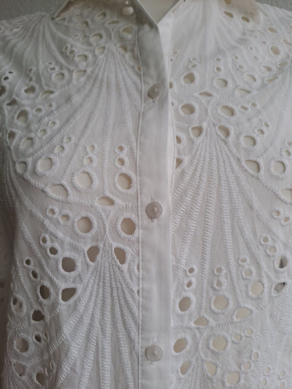 C&A Camicette: Statement-Bluse weiss C&A 34 – Nuovo (secondo la descrizione) da Volketswil venduto da ronbons 5