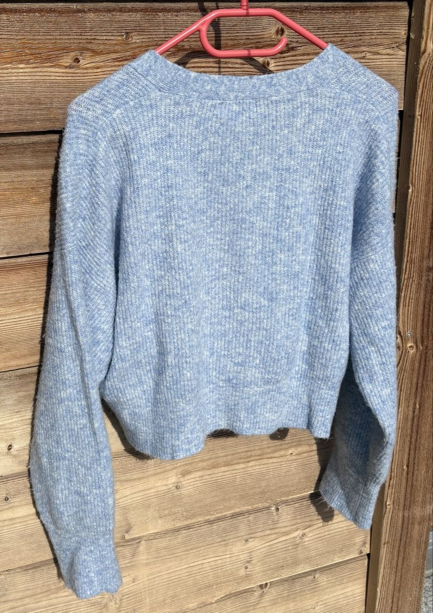 Bershka Gilets & Westen: Cardigan bleu ciel – Neu (gemäss Beschreibung) aus Ovronnaz von Justine96 1