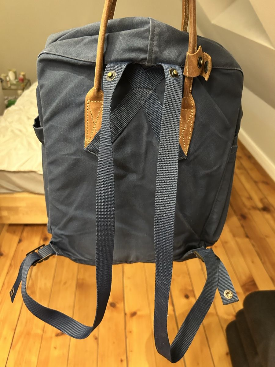 Fjällräven Zaini: Fjällräven Kanken Rucksack – Usato da Basel venduto da ala_7nd2 1