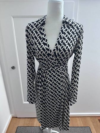 Diane von Furstenberg DVF Wickelkleid Gr. US 14 Top Zustand
