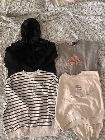 Sweatshirts & Hoodie Set