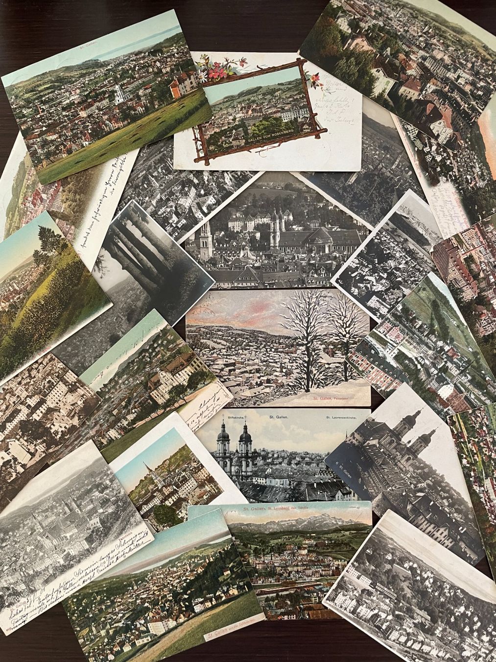 Cartes postales: ST. GALLEN Stadtansichten, 24 Ansichtskarten – D'occasion à Wald ZH par TLILEF