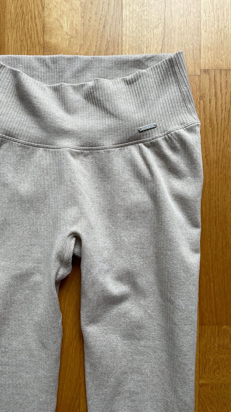 Leggings: Sport Leggins aim'n, Grösse M – Usato da Burgdorf venduto da Crown. 1
